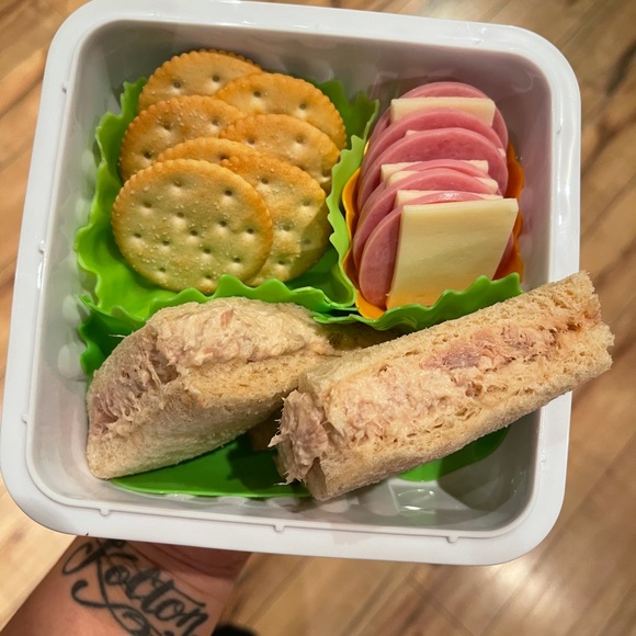 Mystery Box of Cute Bento Supplies - Picture 13 of 13